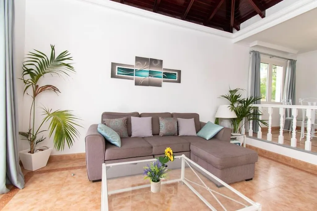 Villa Simona. Peaceful 3 Bedroom Villa. Chayofa