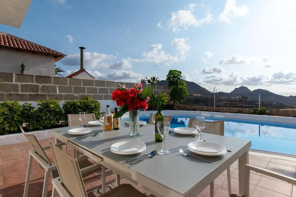 Villa Simona. Peaceful 3 Bedroom Villa. Чайофа